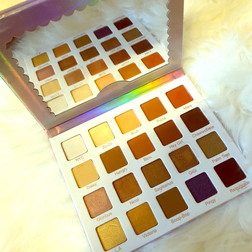 Violet Voss x Nicol Concilio Palette